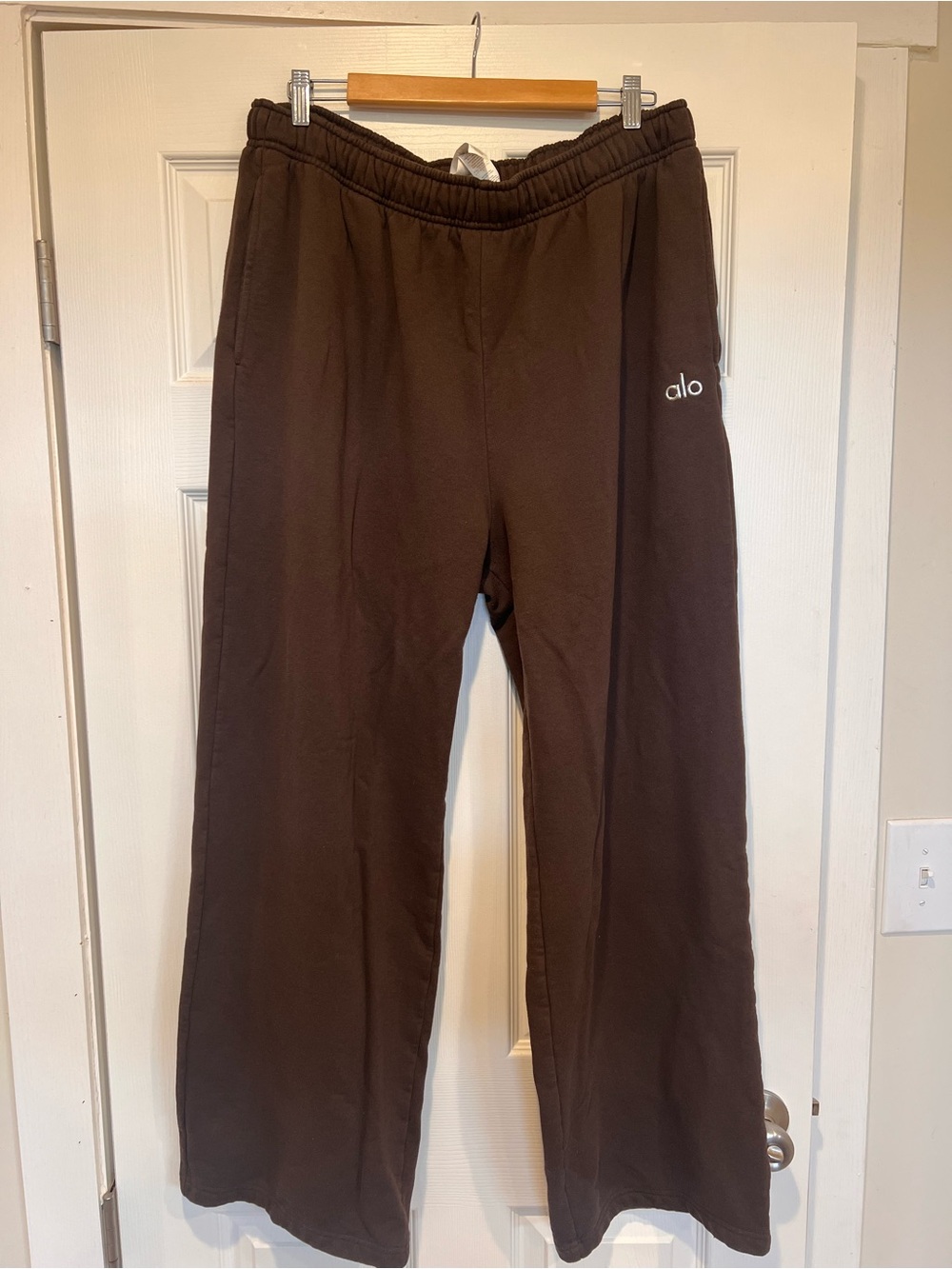 ALO Yoga Brown Wide-Leg Sweatpants